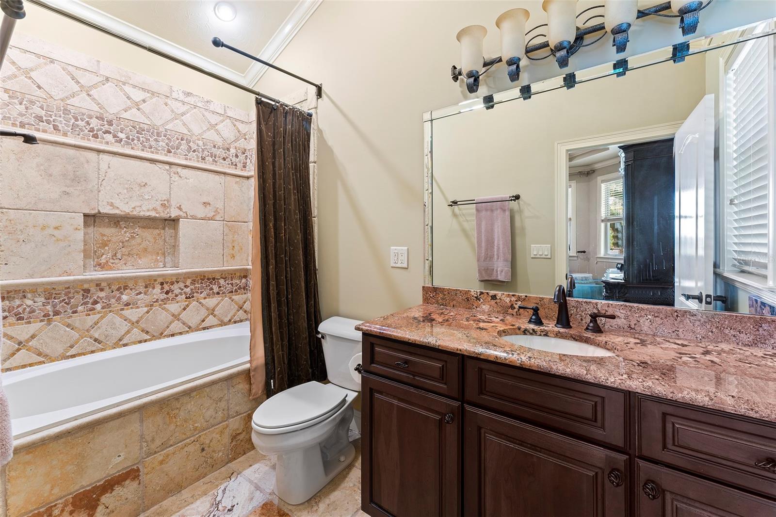 FC313266 Property Photo