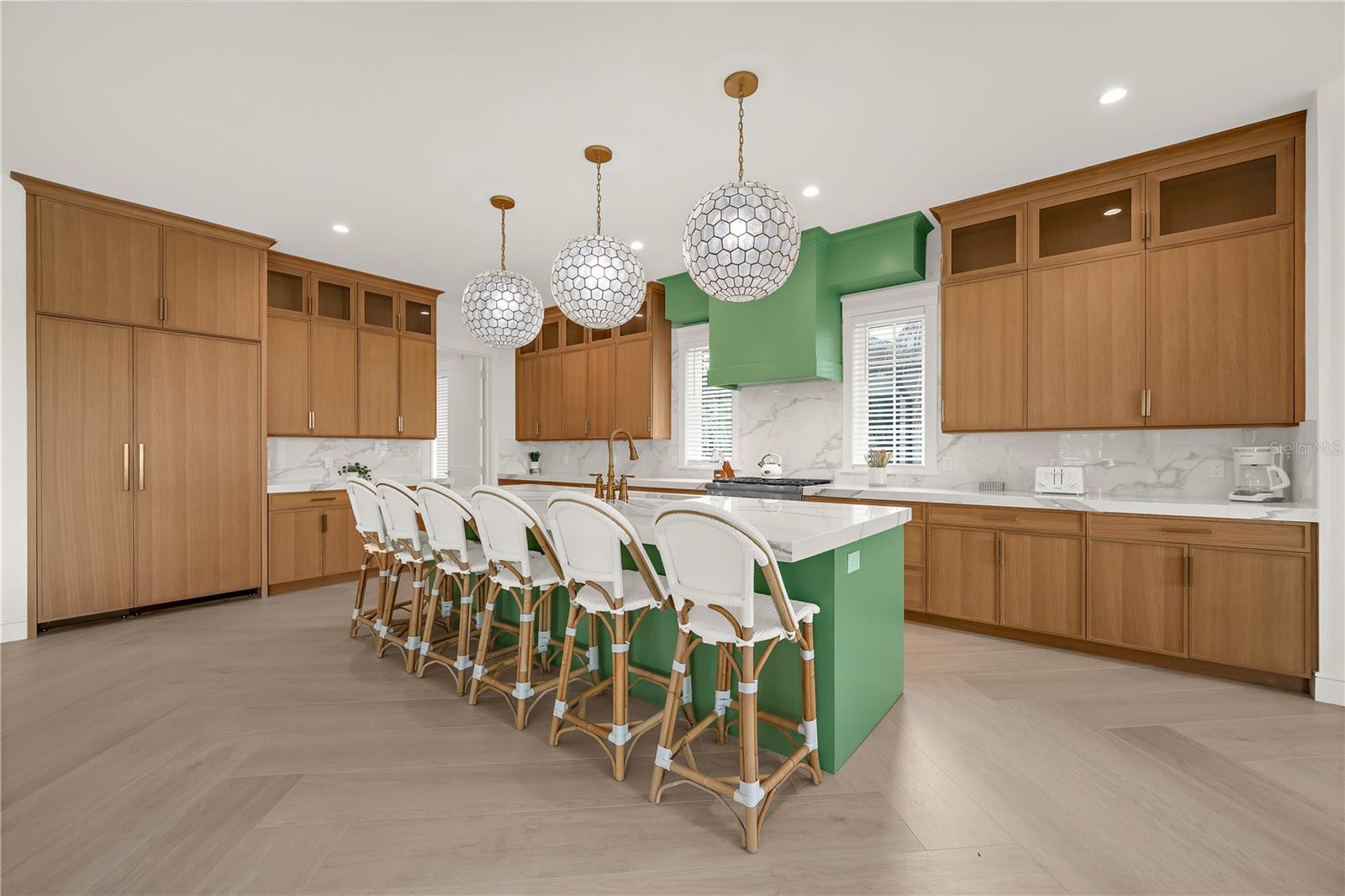 A4668634 Property Photo