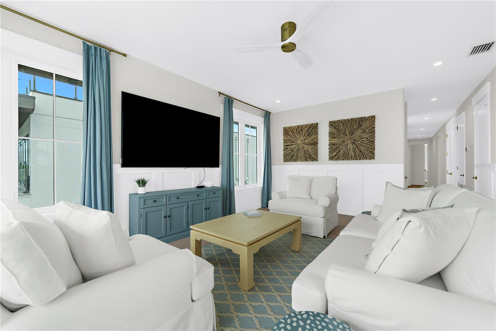 A4668634 Property Photo