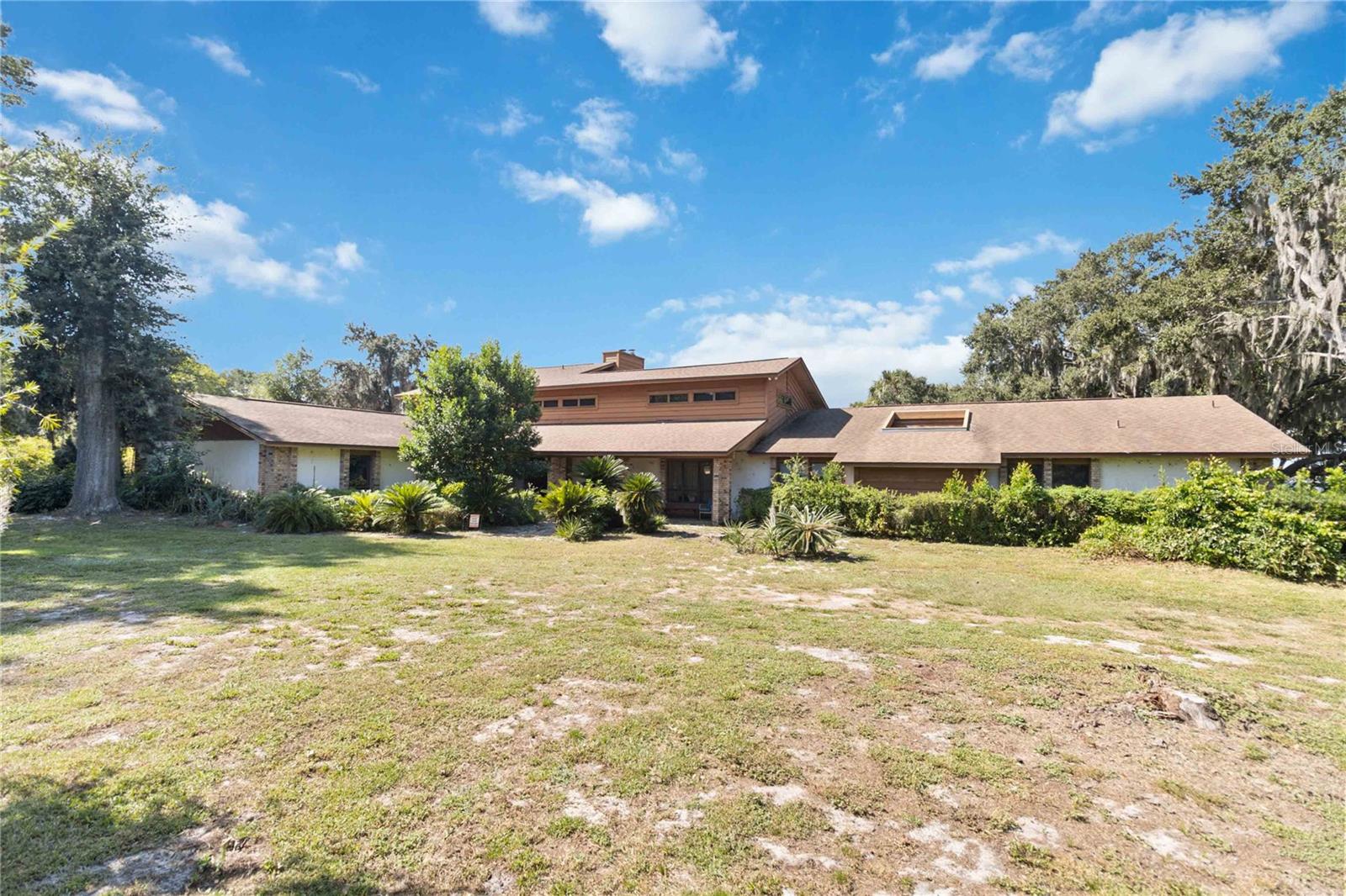 O6355233 Property Photo