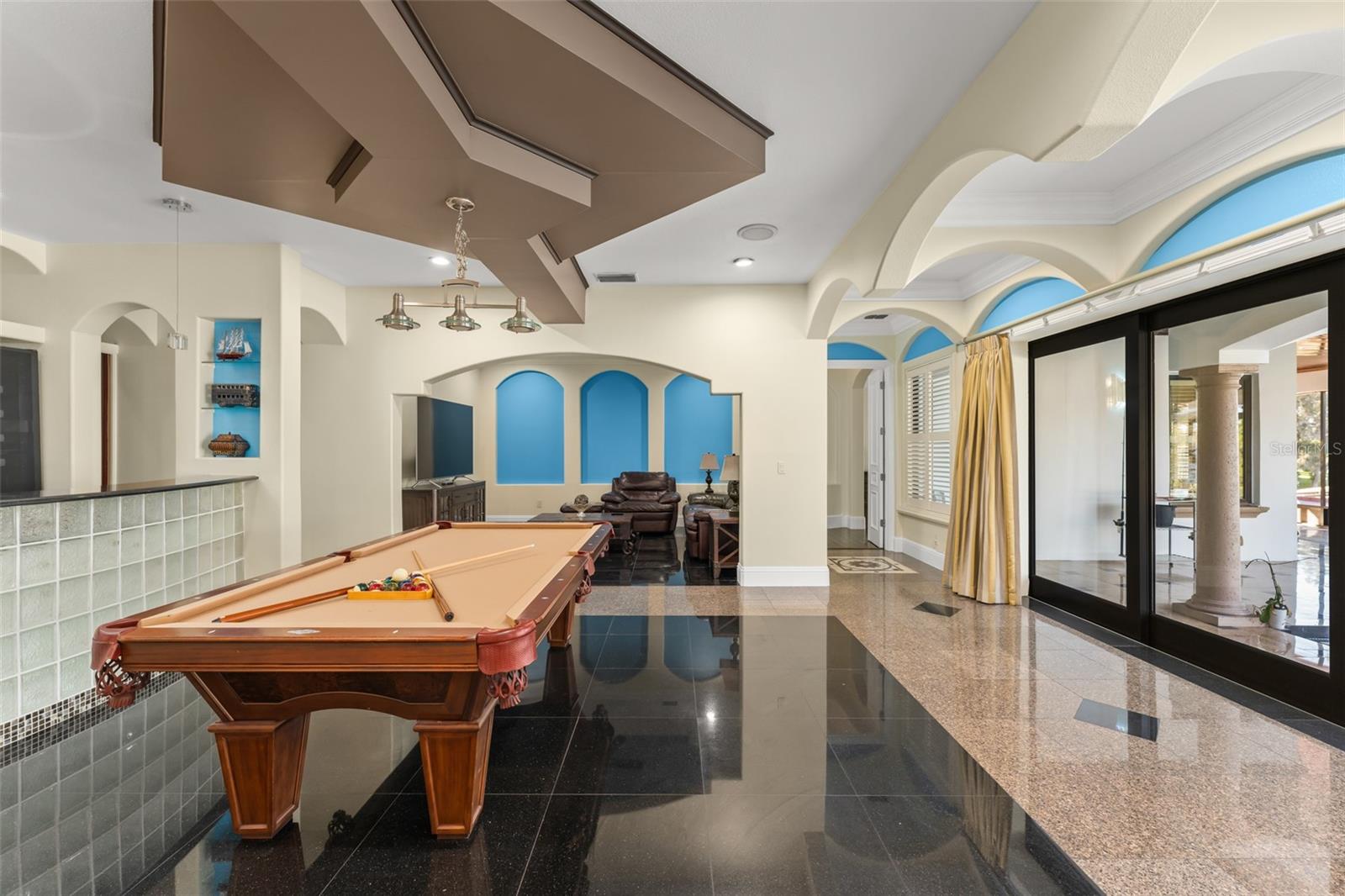 O6357873 Property Photo