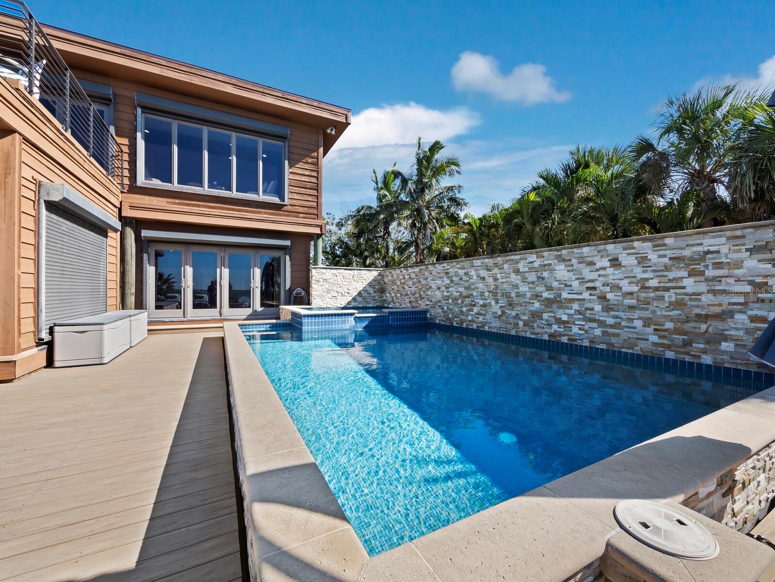 A4671535 Property Photo
