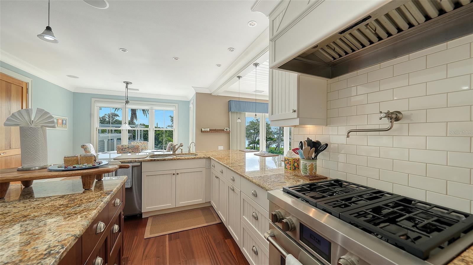 A4671655 Property Photo