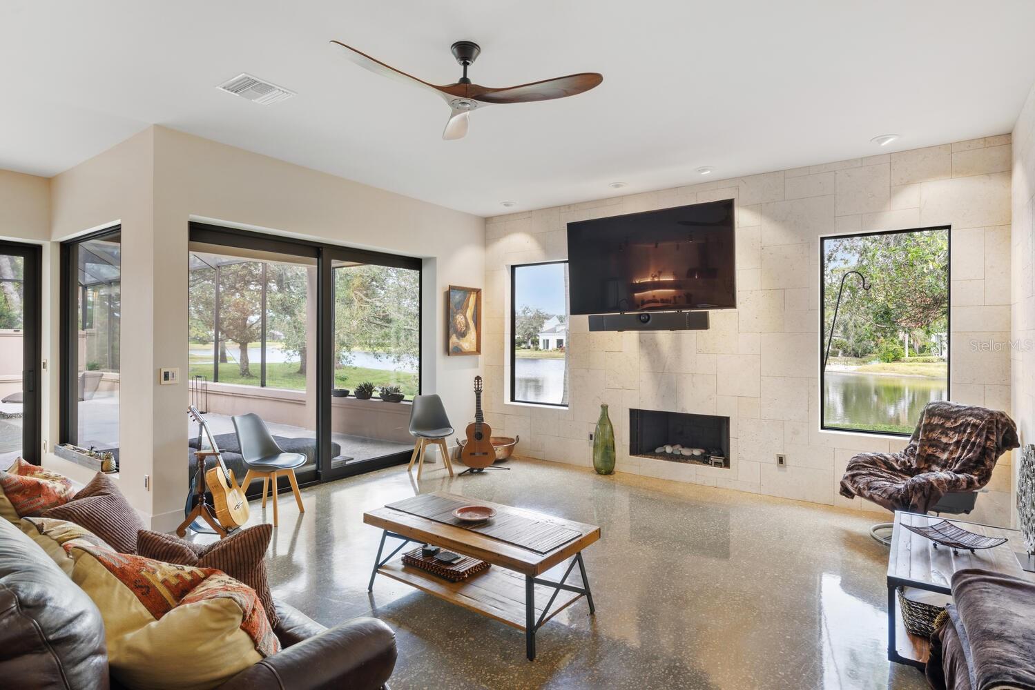 A4671762 Property Photo