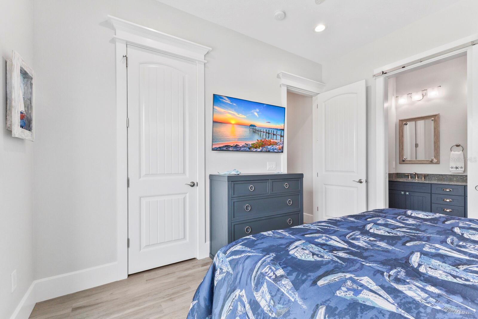 A4672416 Property Photo