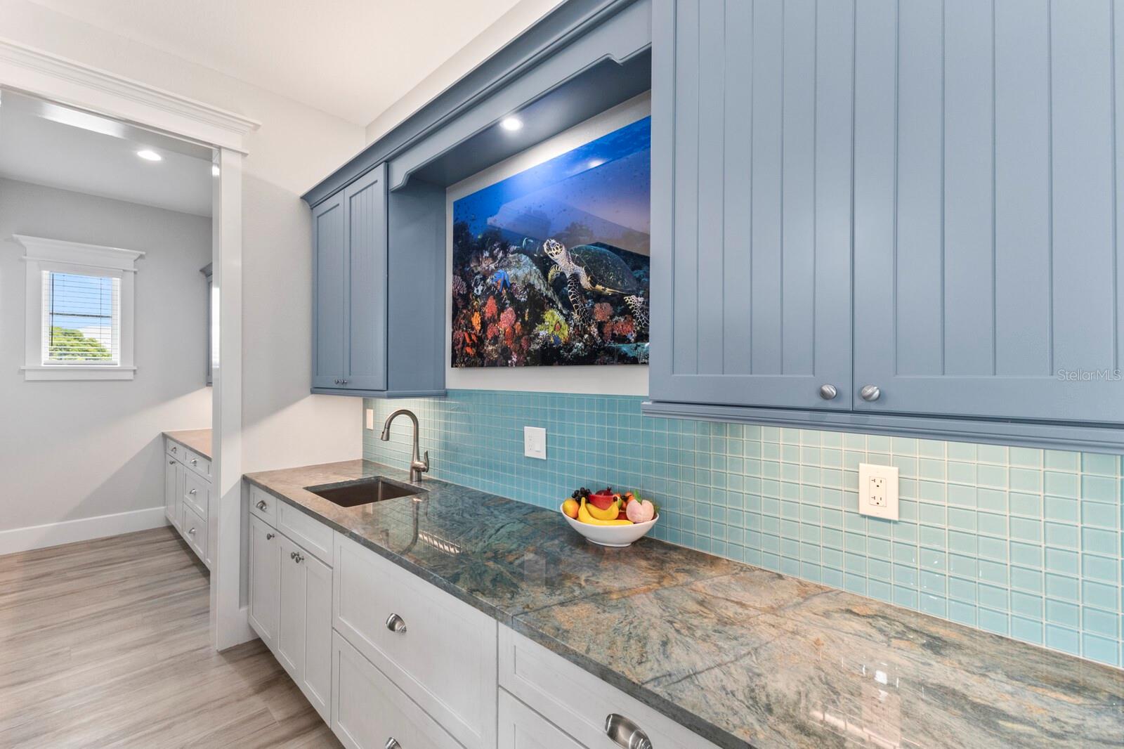 A4672416 Property Photo