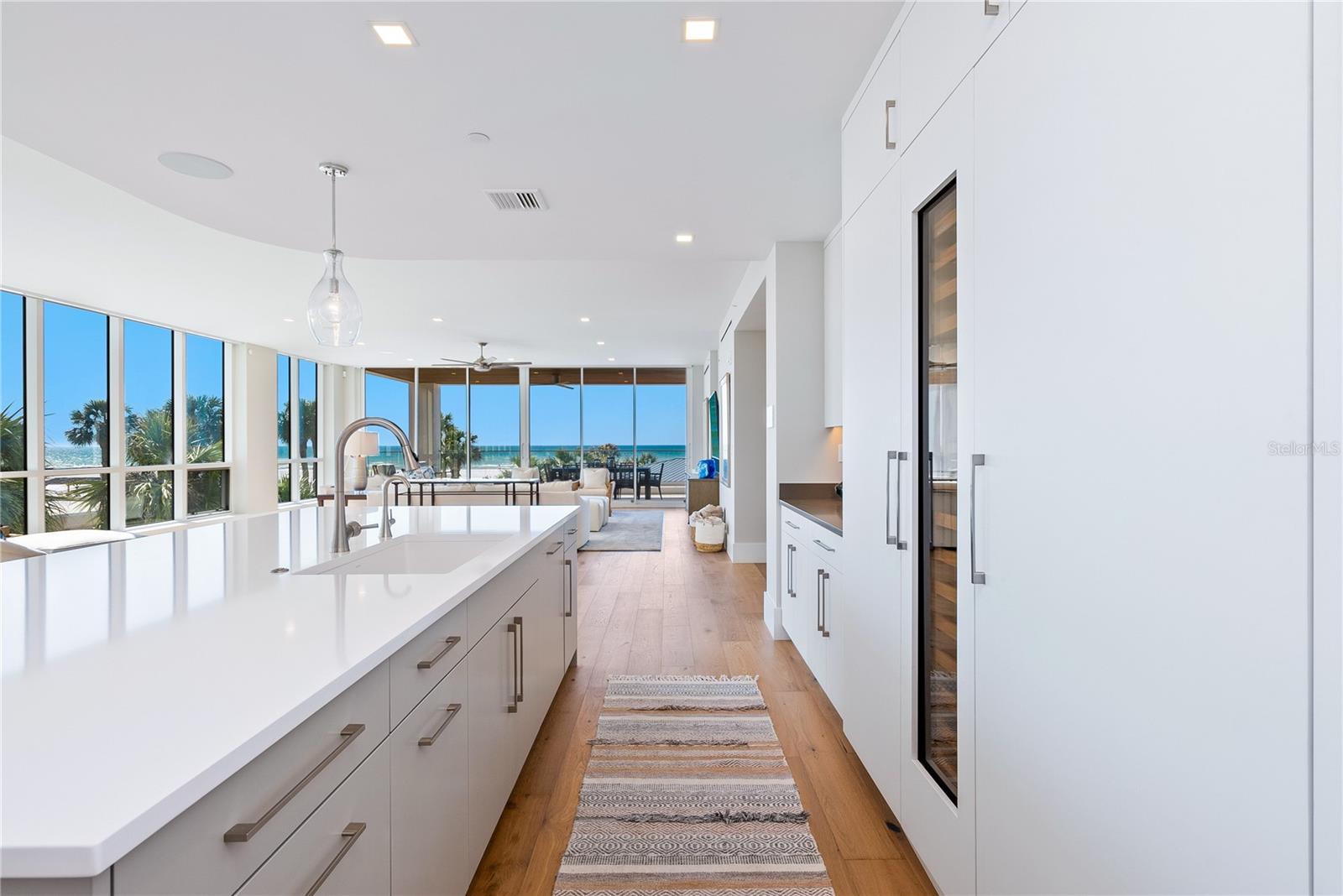 A4672432 Property Photo