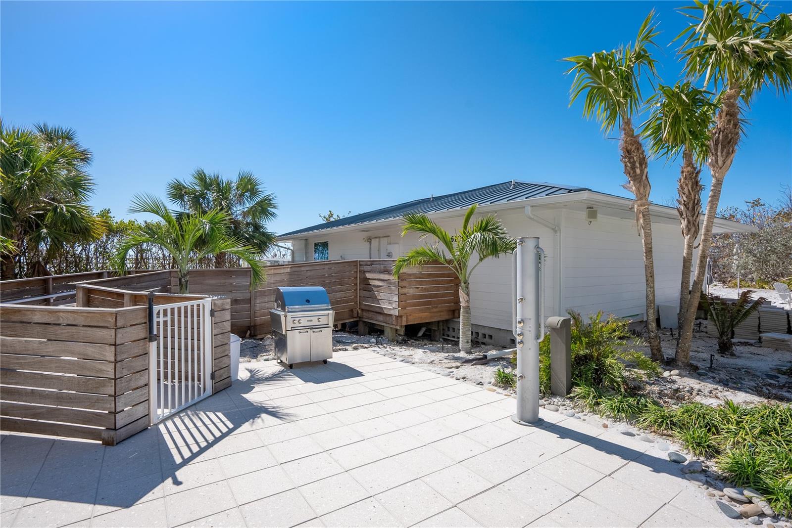 A4672432 Property Photo