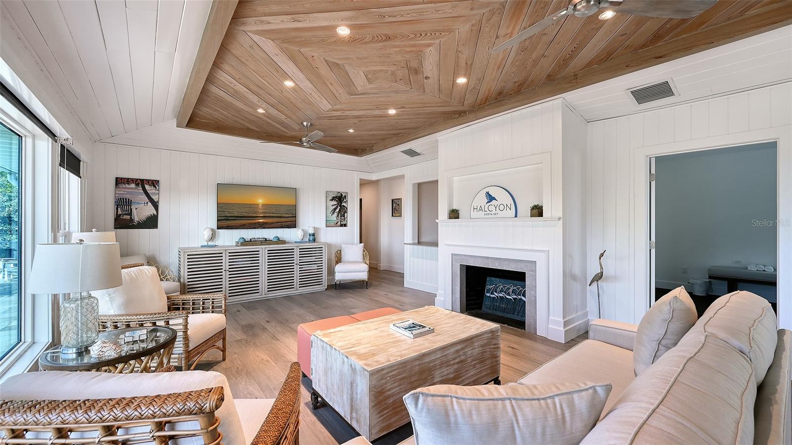 A4672432 Property Photo