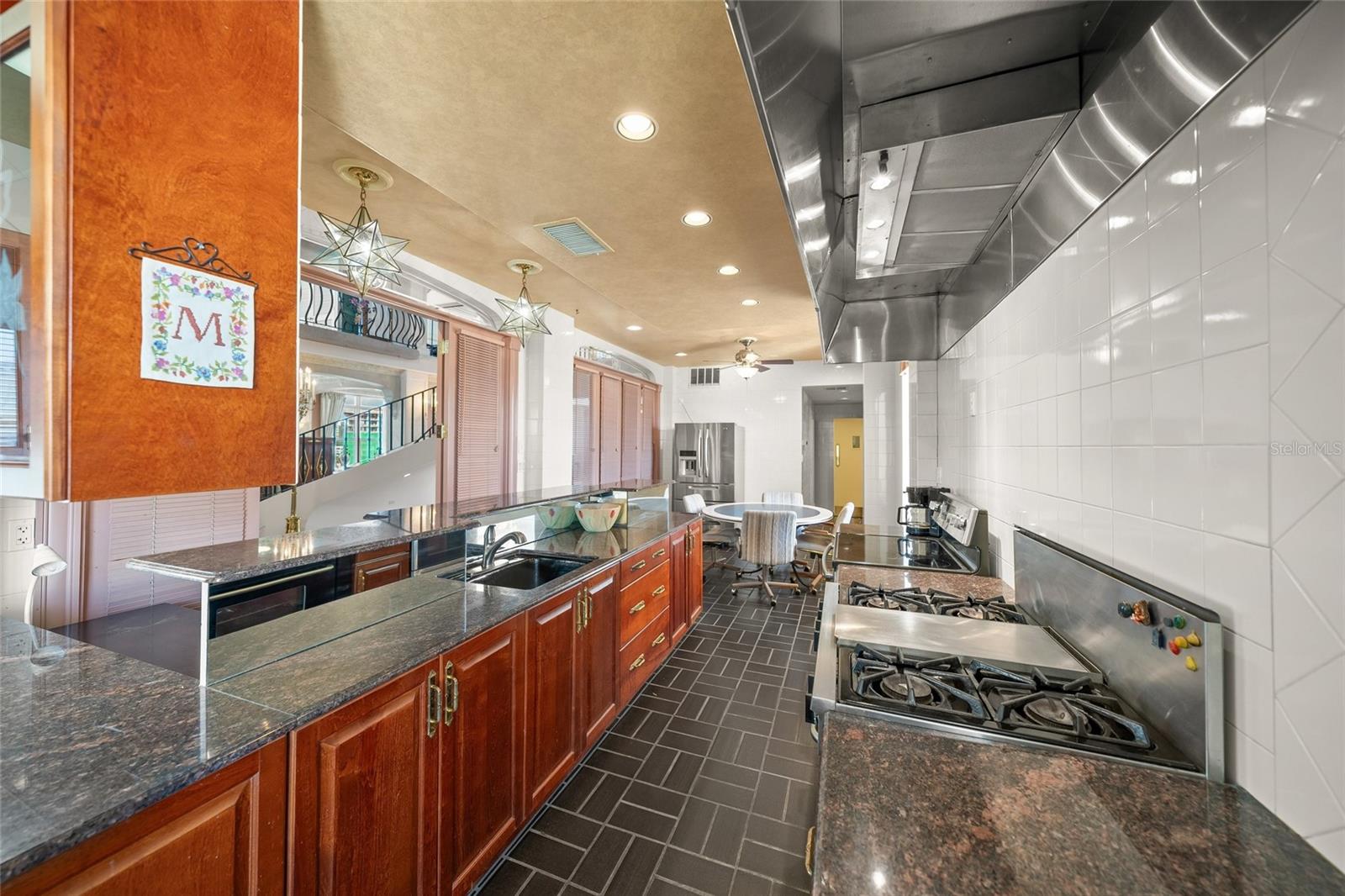A4672442 Property Photo