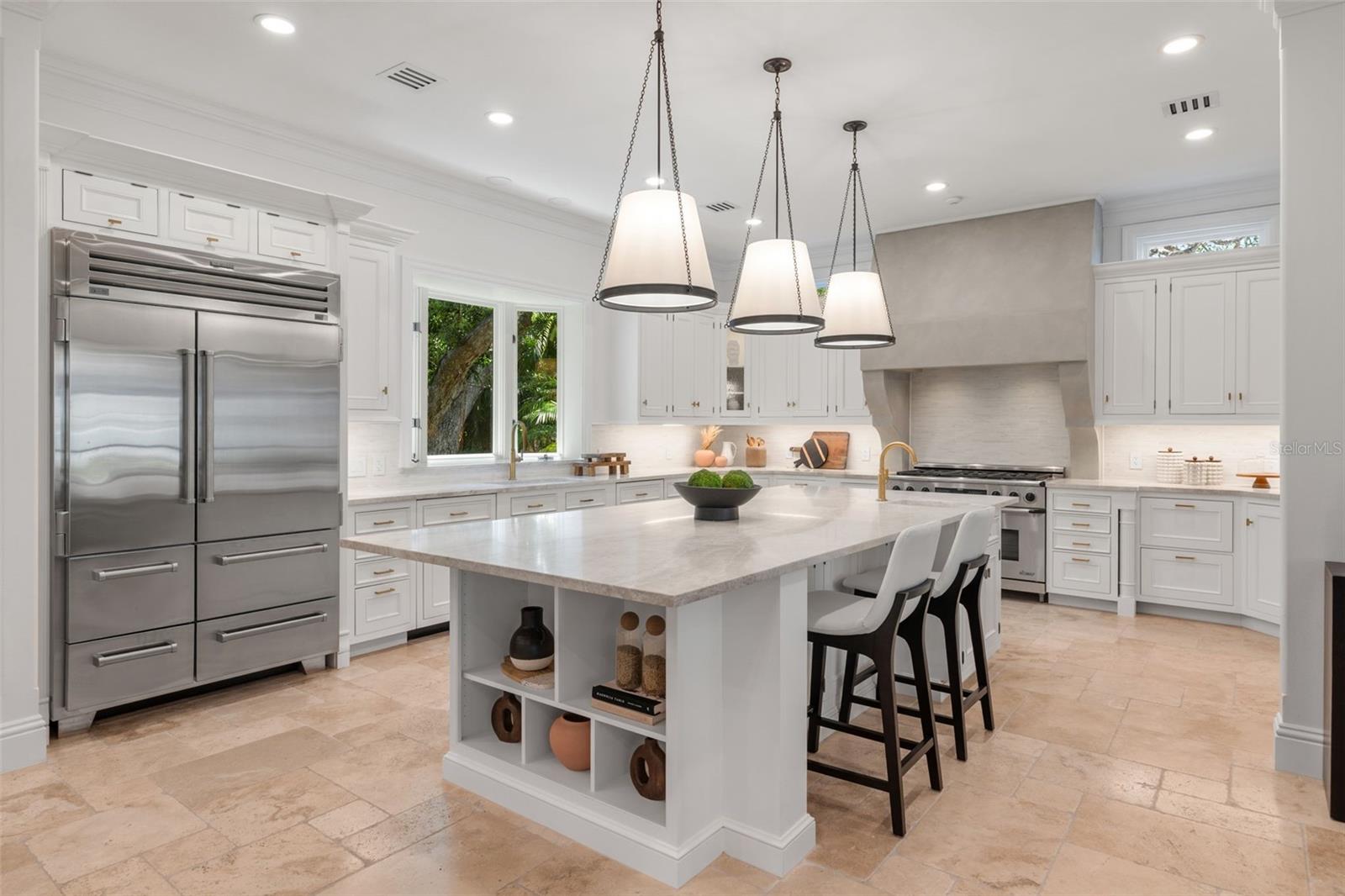 A4672971 Property Photo
