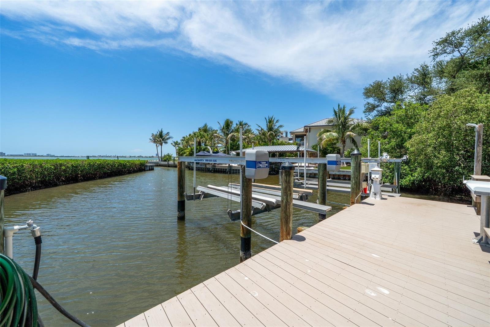 A4672971 Property Photo