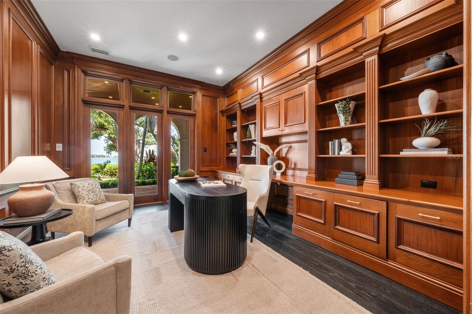 A4672971 Property Photo