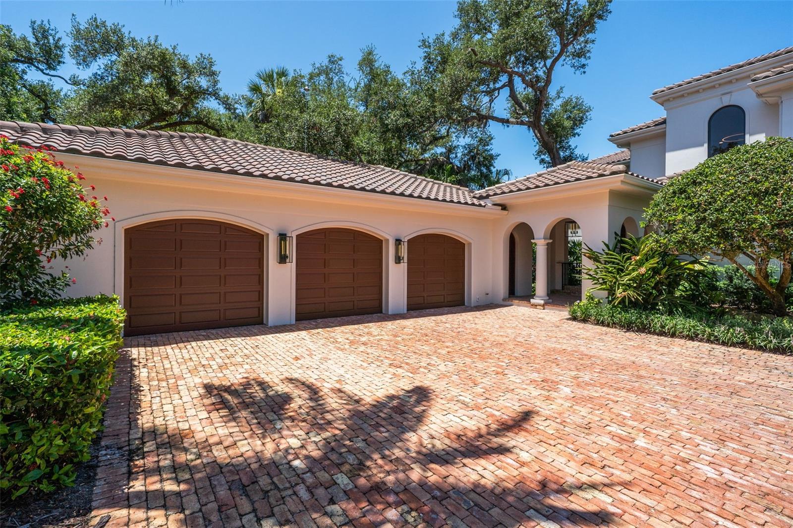 A4672971 Property Photo