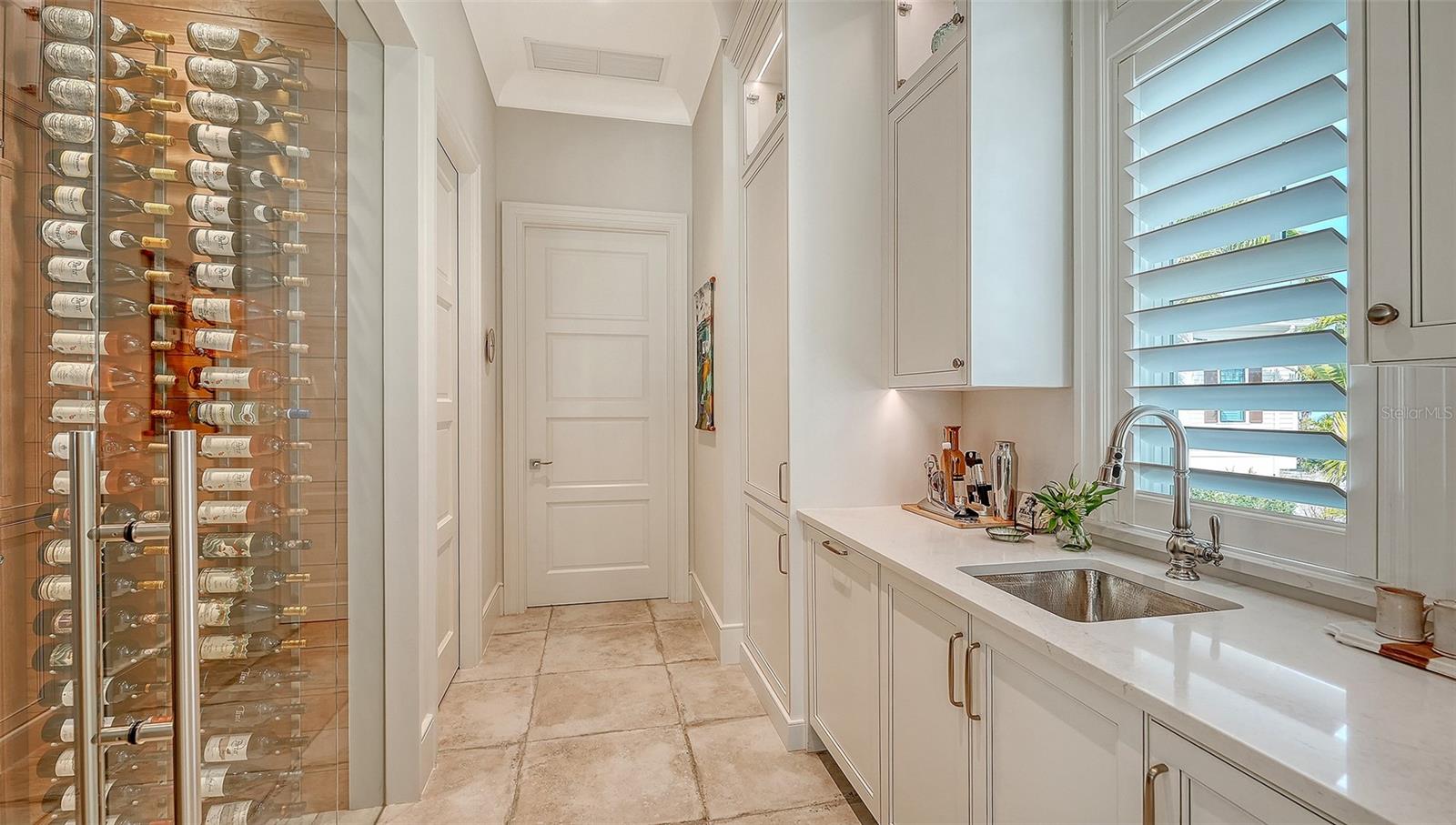 A4673495 Property Photo
