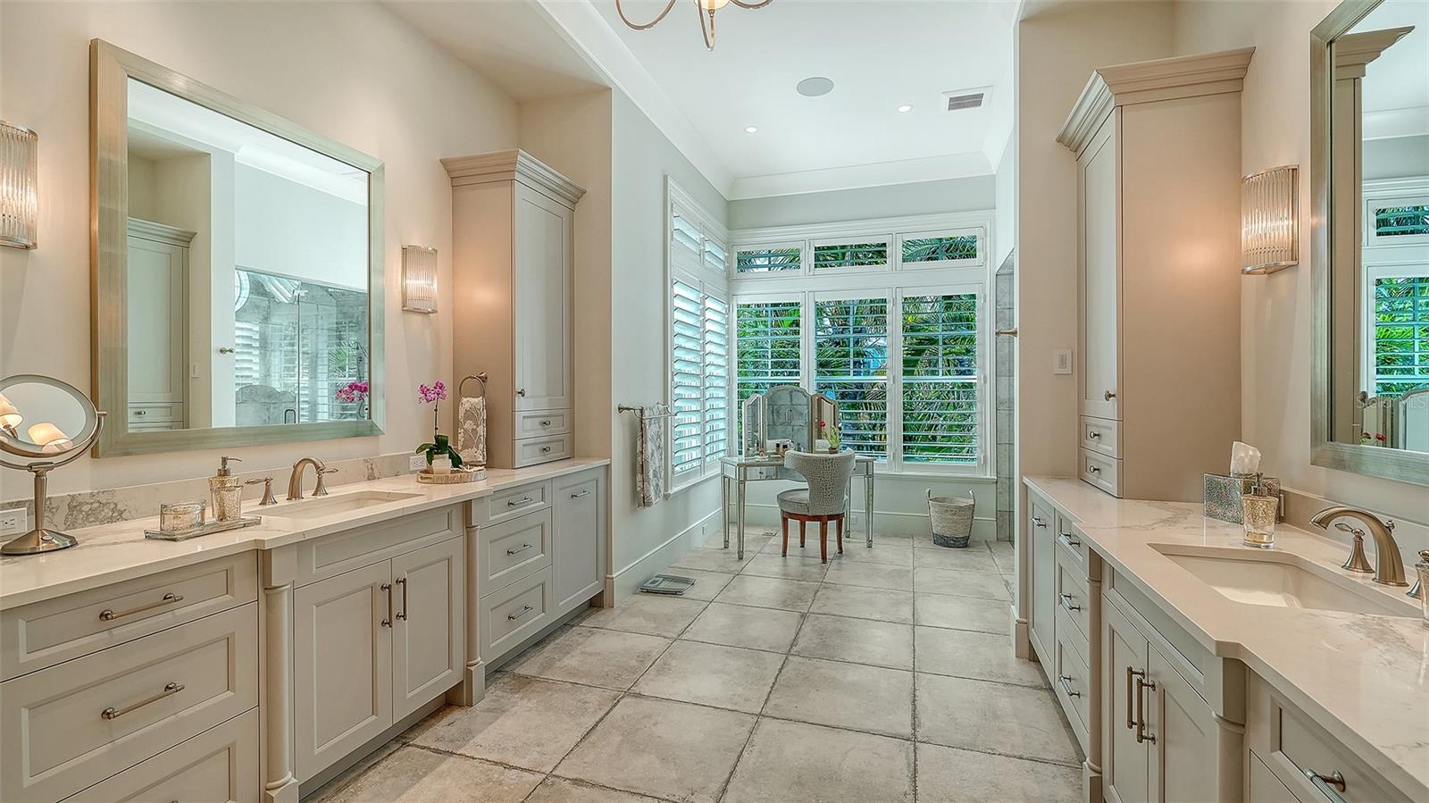 A4673495 Property Photo