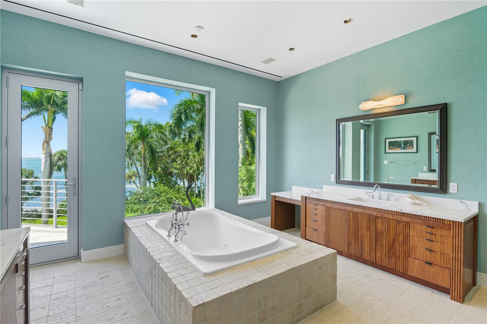 A4673690 Property Photo