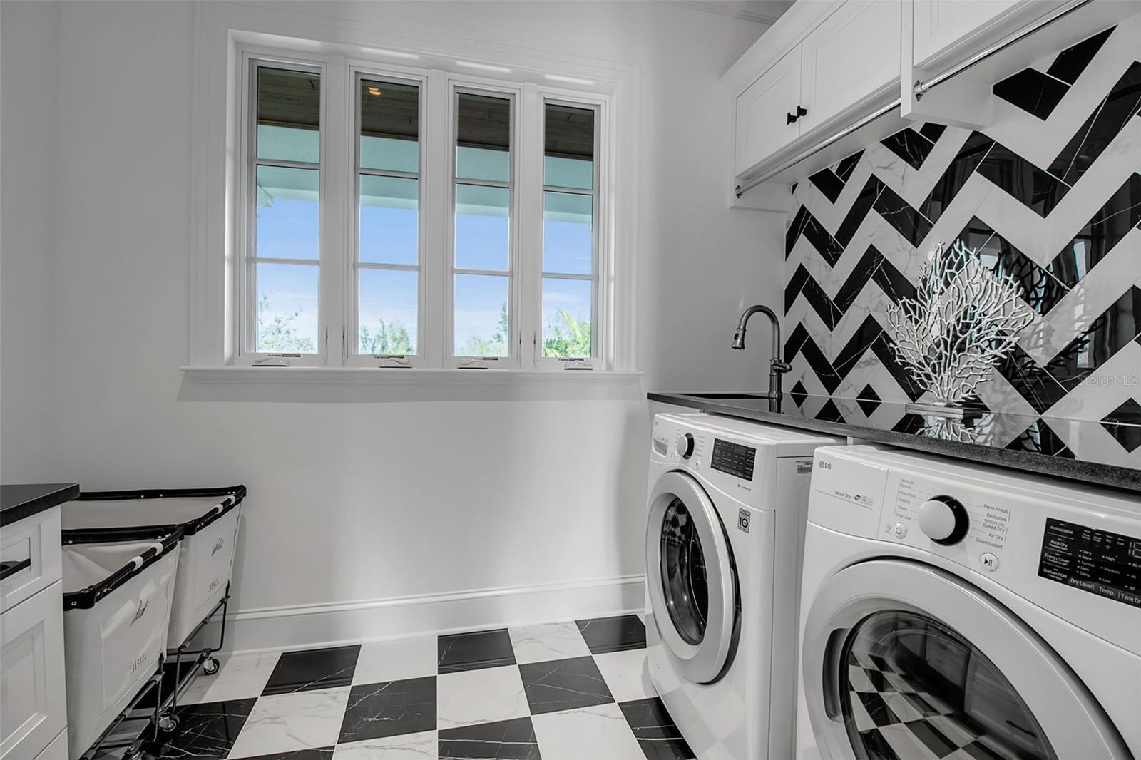 A4673754 Property Photo