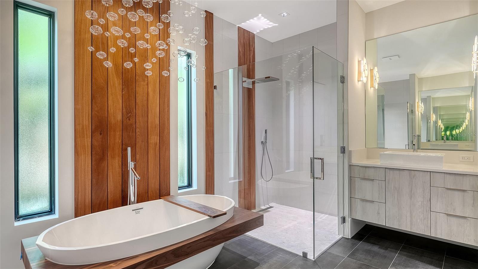 A4674740 Property Photo