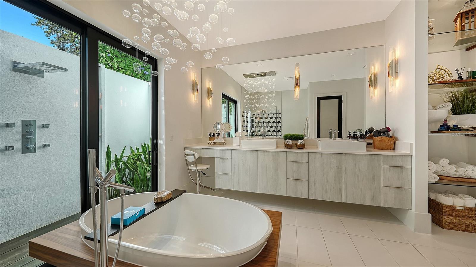 A4674749 Property Photo