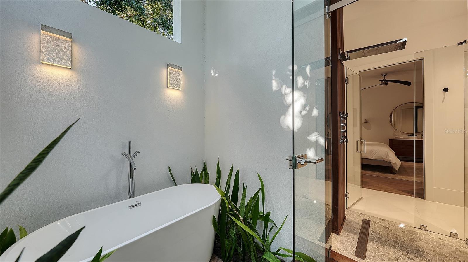 A4674749 Property Photo