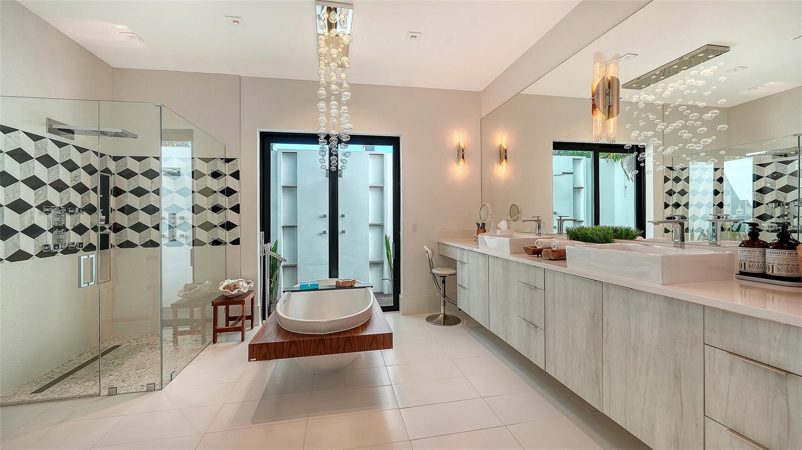 A4674749 Property Photo