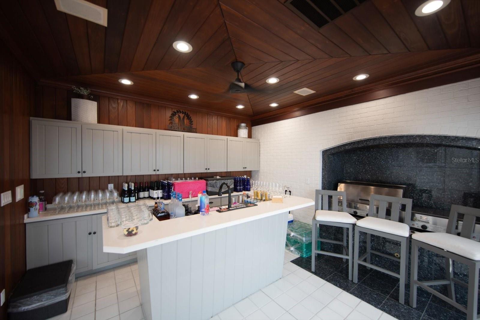 TB8456045 Property Photo