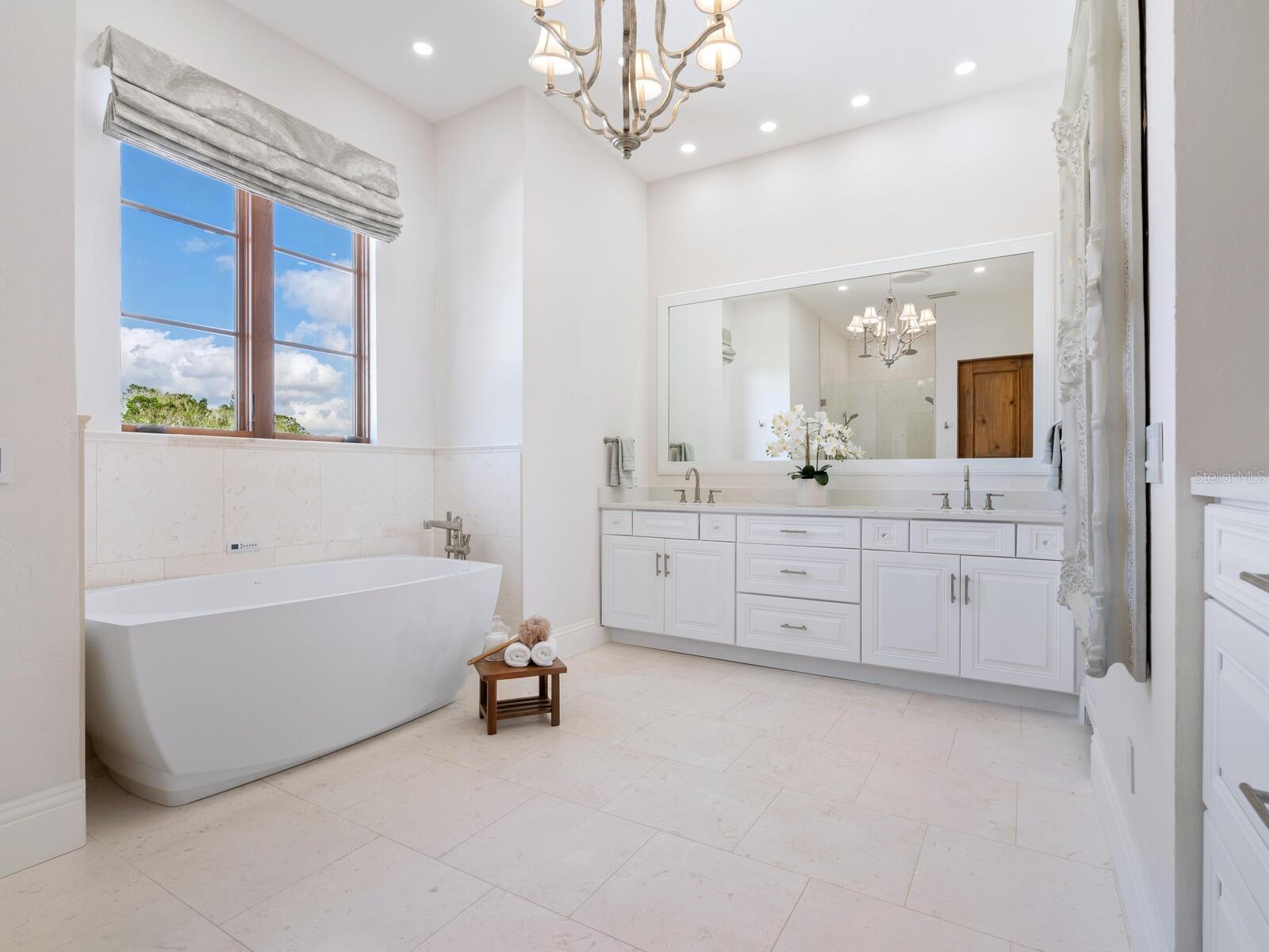 A4675182 Property Photo