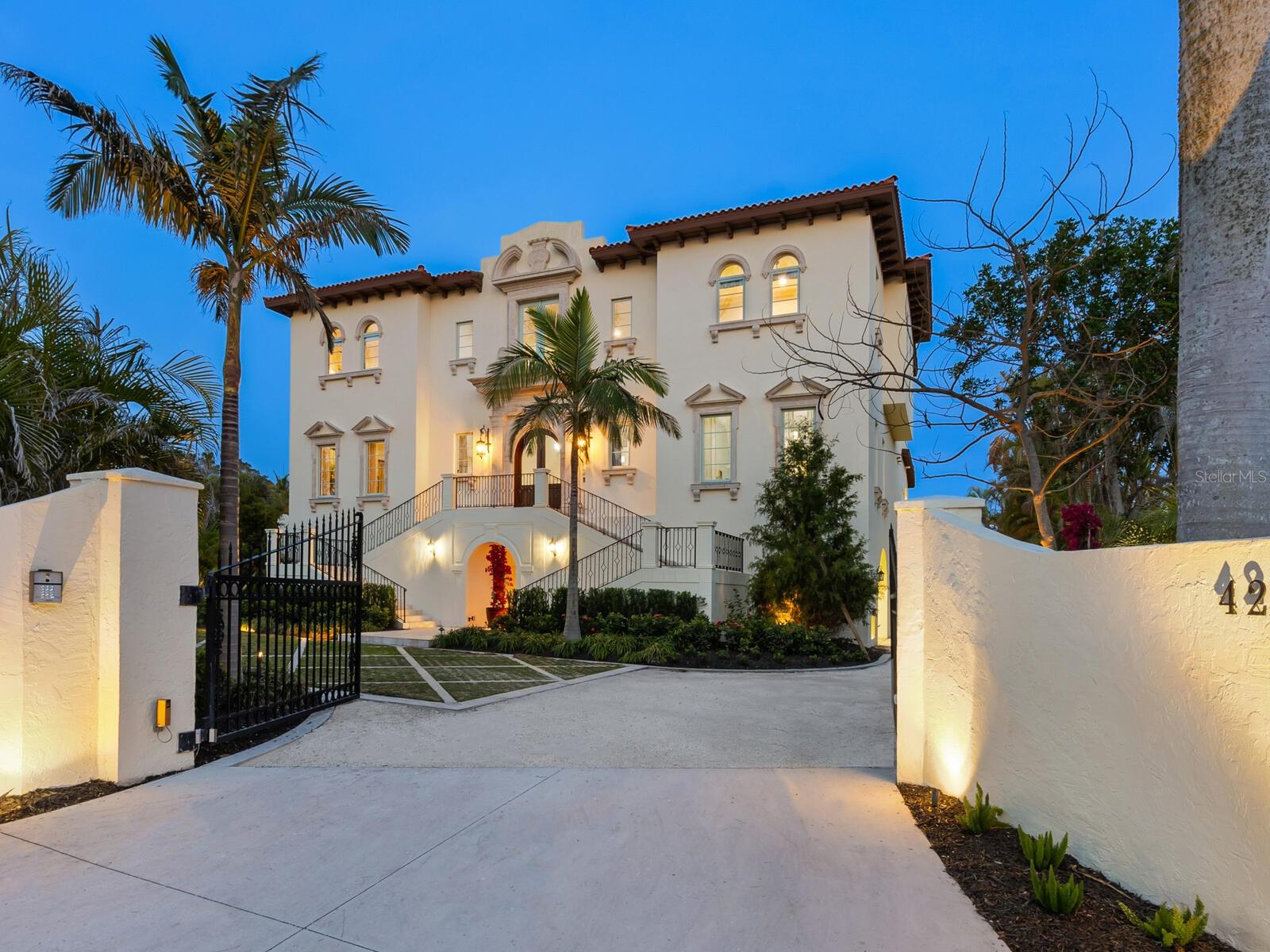 A4675182 Property Photo