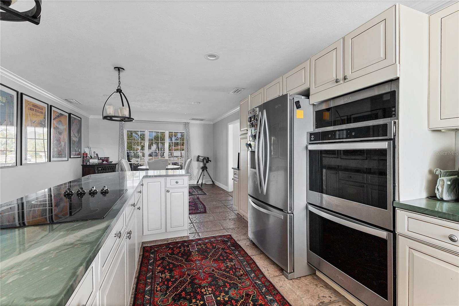 A4675538 Property Photo
