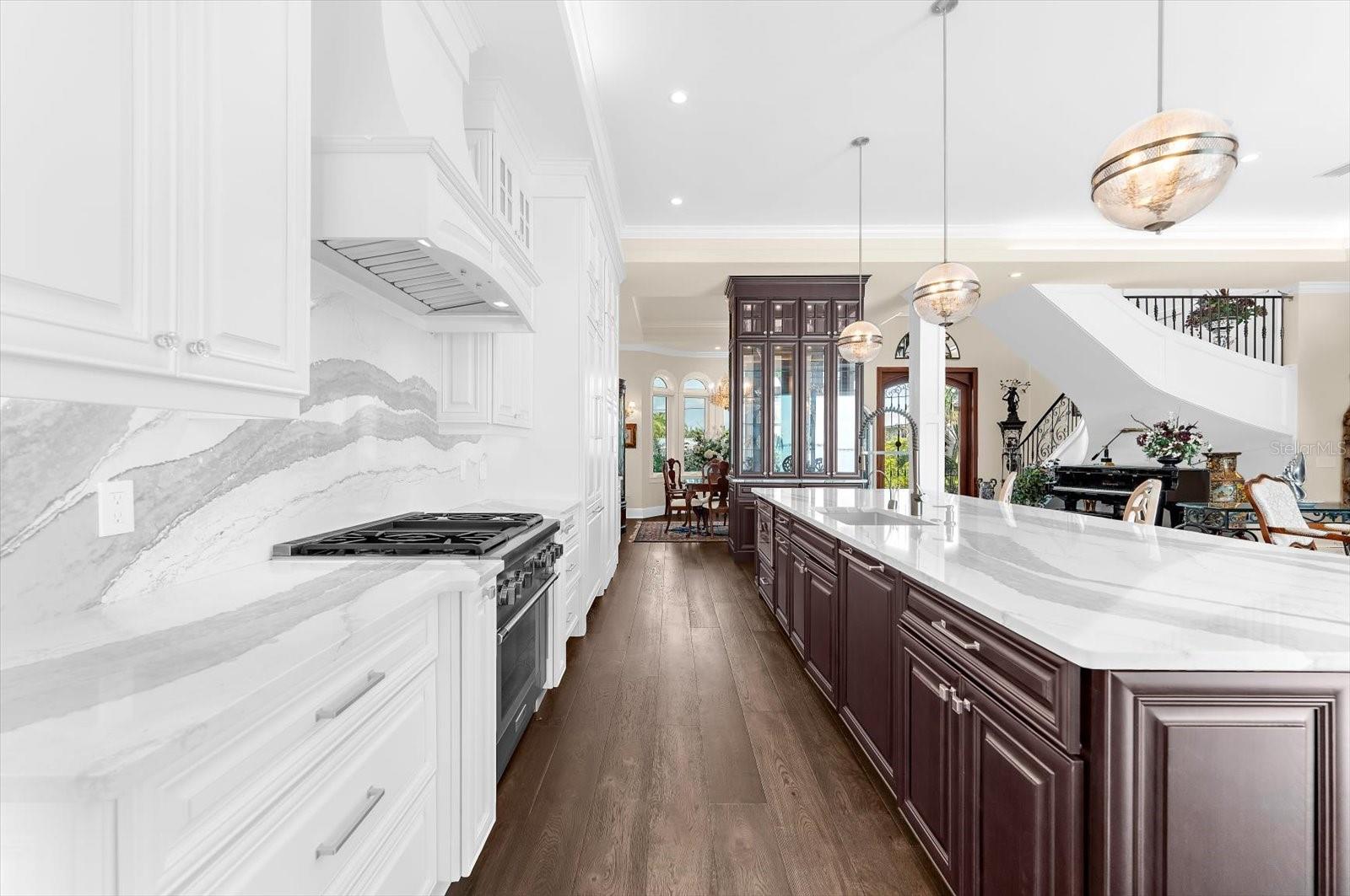 A4675904 Property Photo