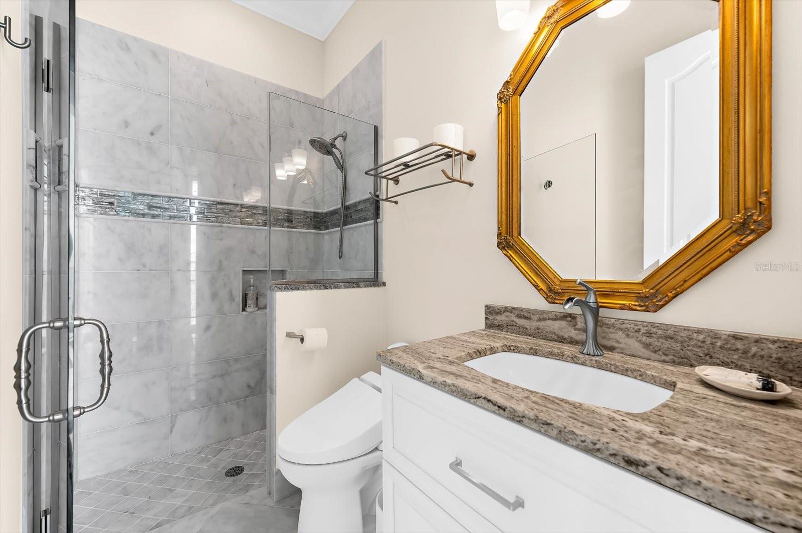 A4675904 Property Photo
