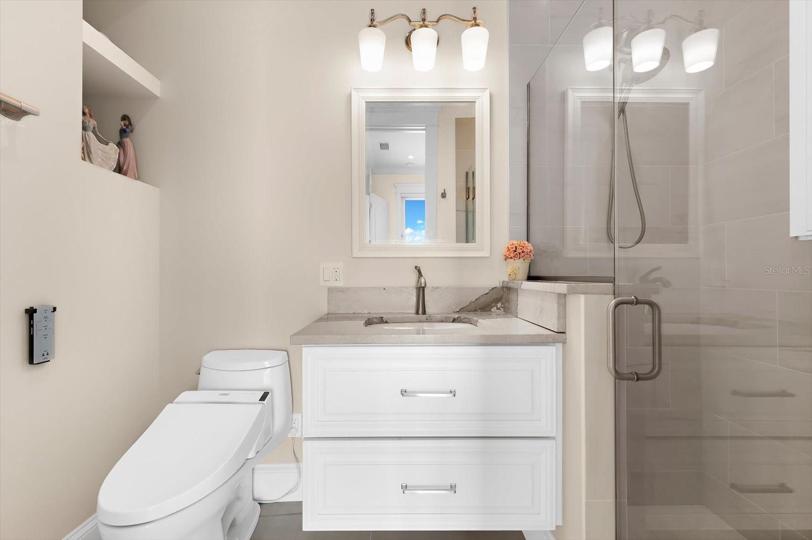 A4675904 Property Photo