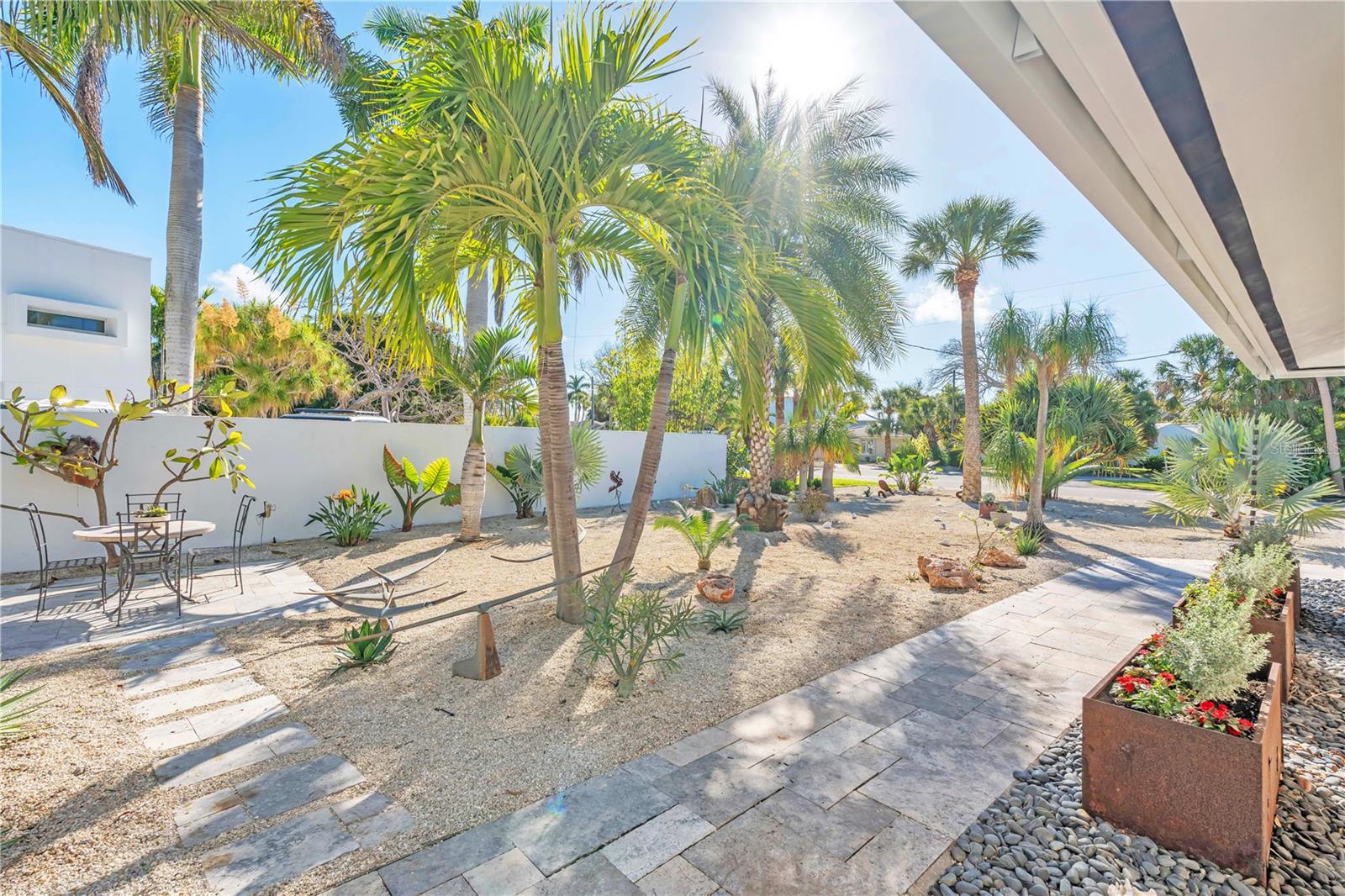 A4676329 Property Photo