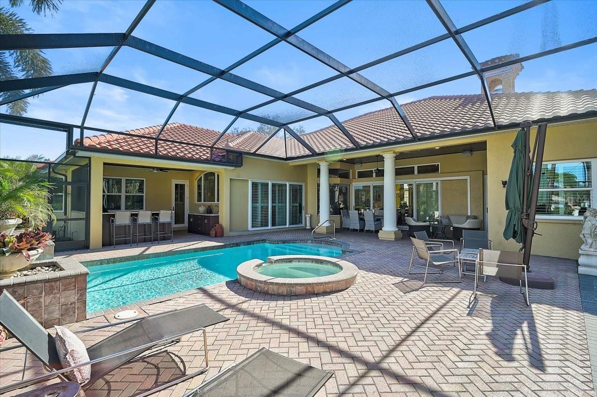 A4676505 Property Photo