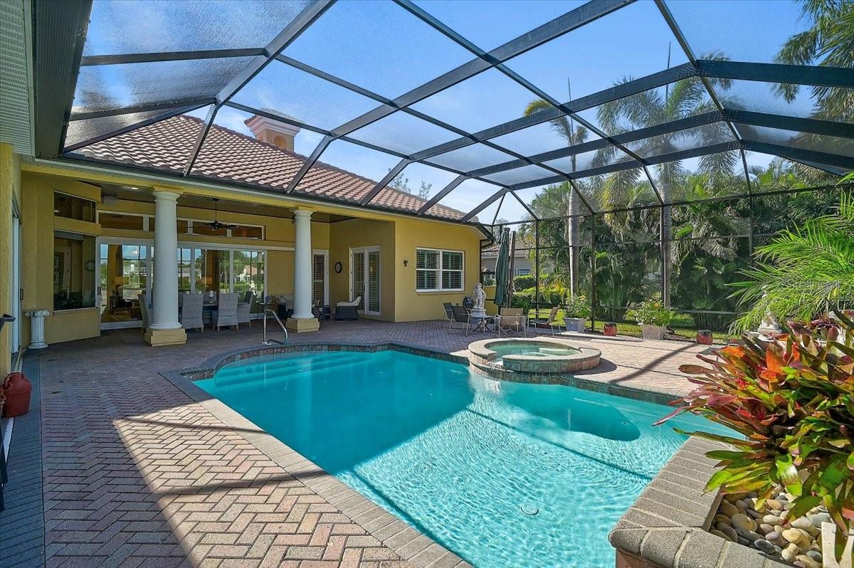 A4676505 Property Photo