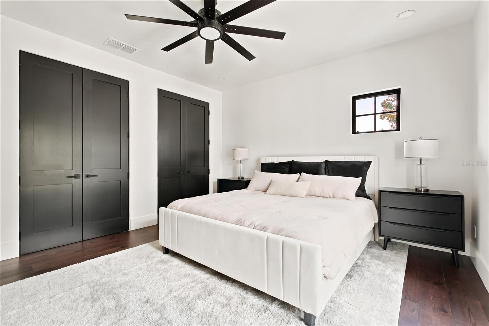 O6370294 Property Photo