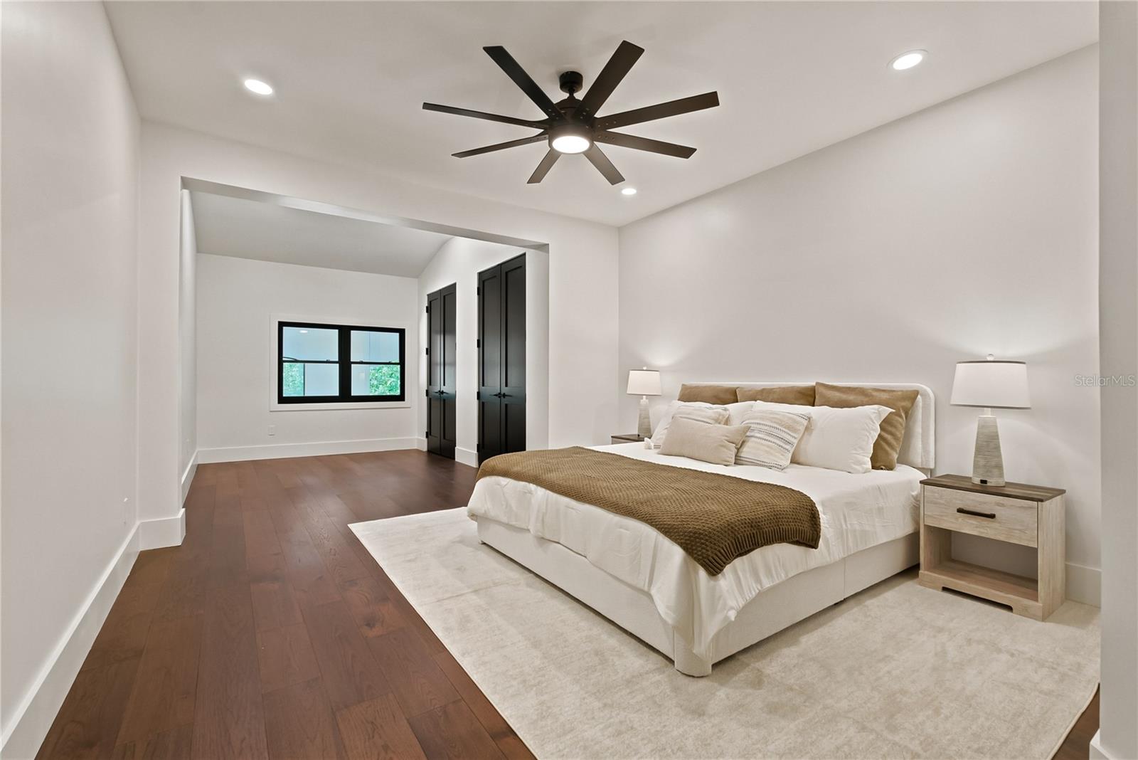 O6370294 Property Photo