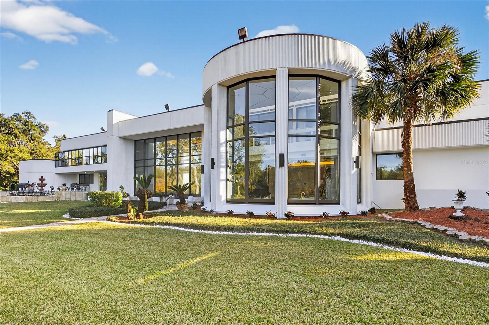 O6370385 Property Photo