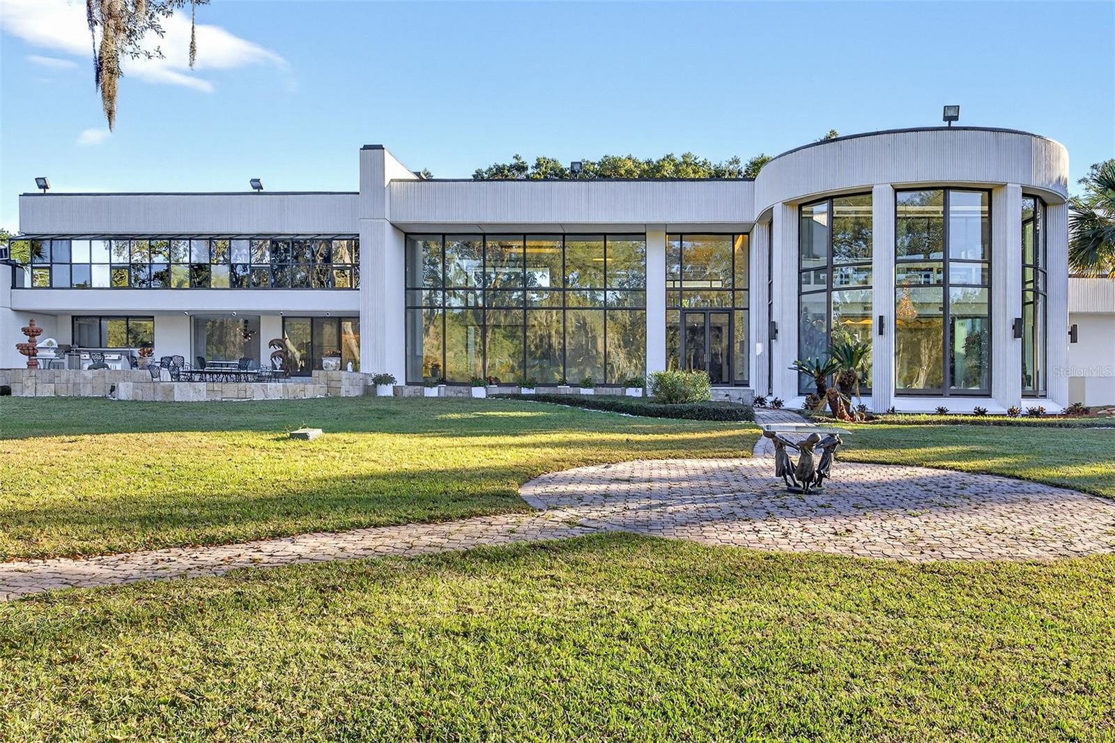 O6370385 Property Photo