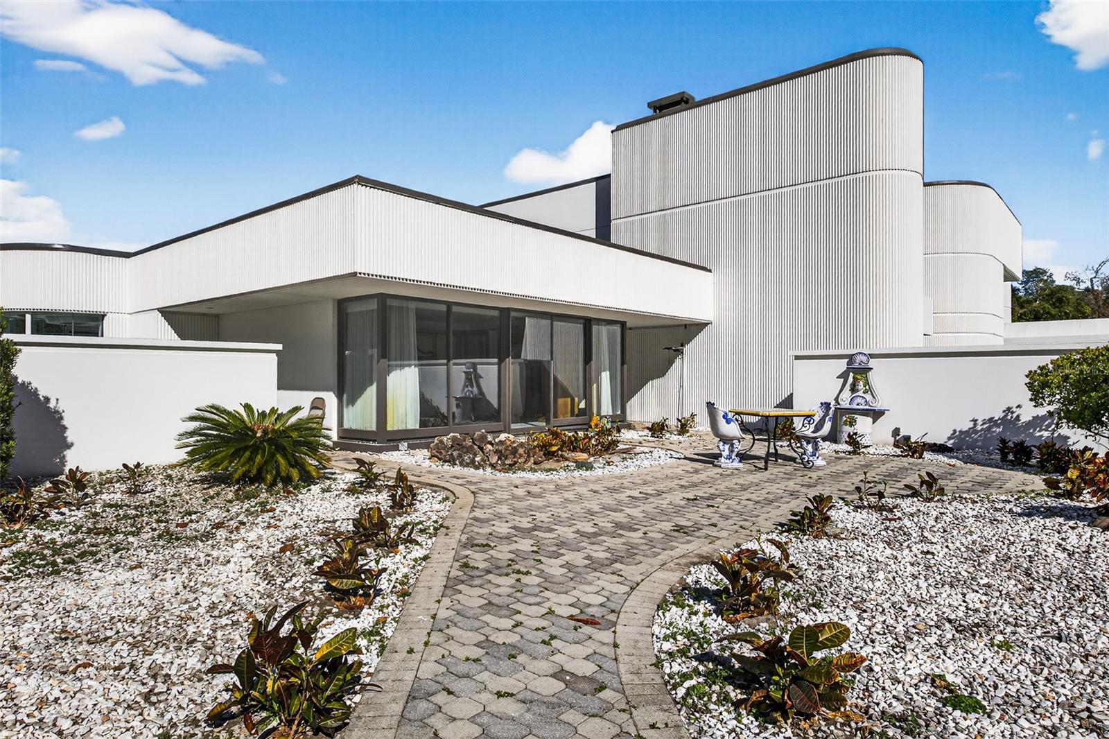 O6370385 Property Photo