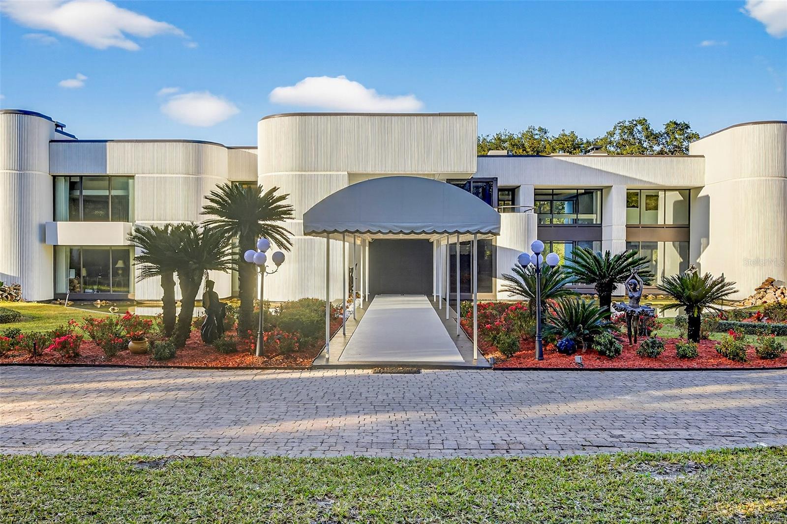 O6370385 Property Photo