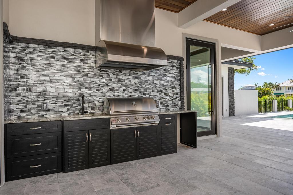 A4676628 Property Photo