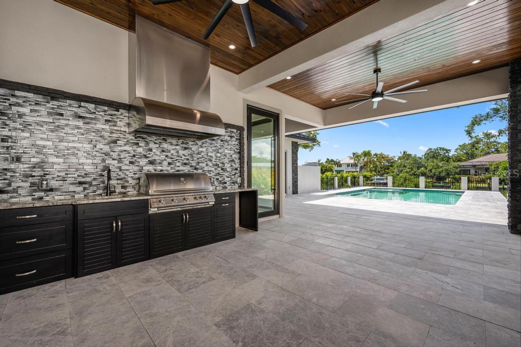A4676628 Property Photo