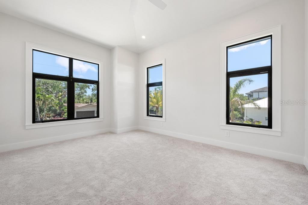 A4676628 Property Photo
