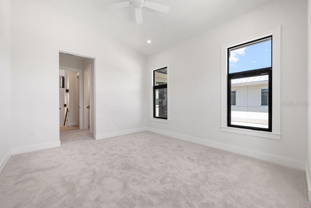 A4676628 Property Photo