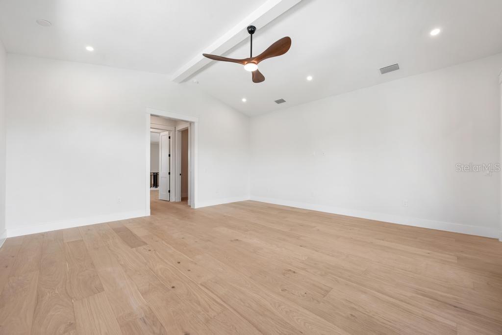 A4676628 Property Photo