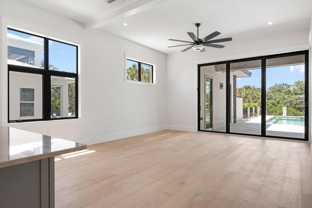 A4676628 Property Photo