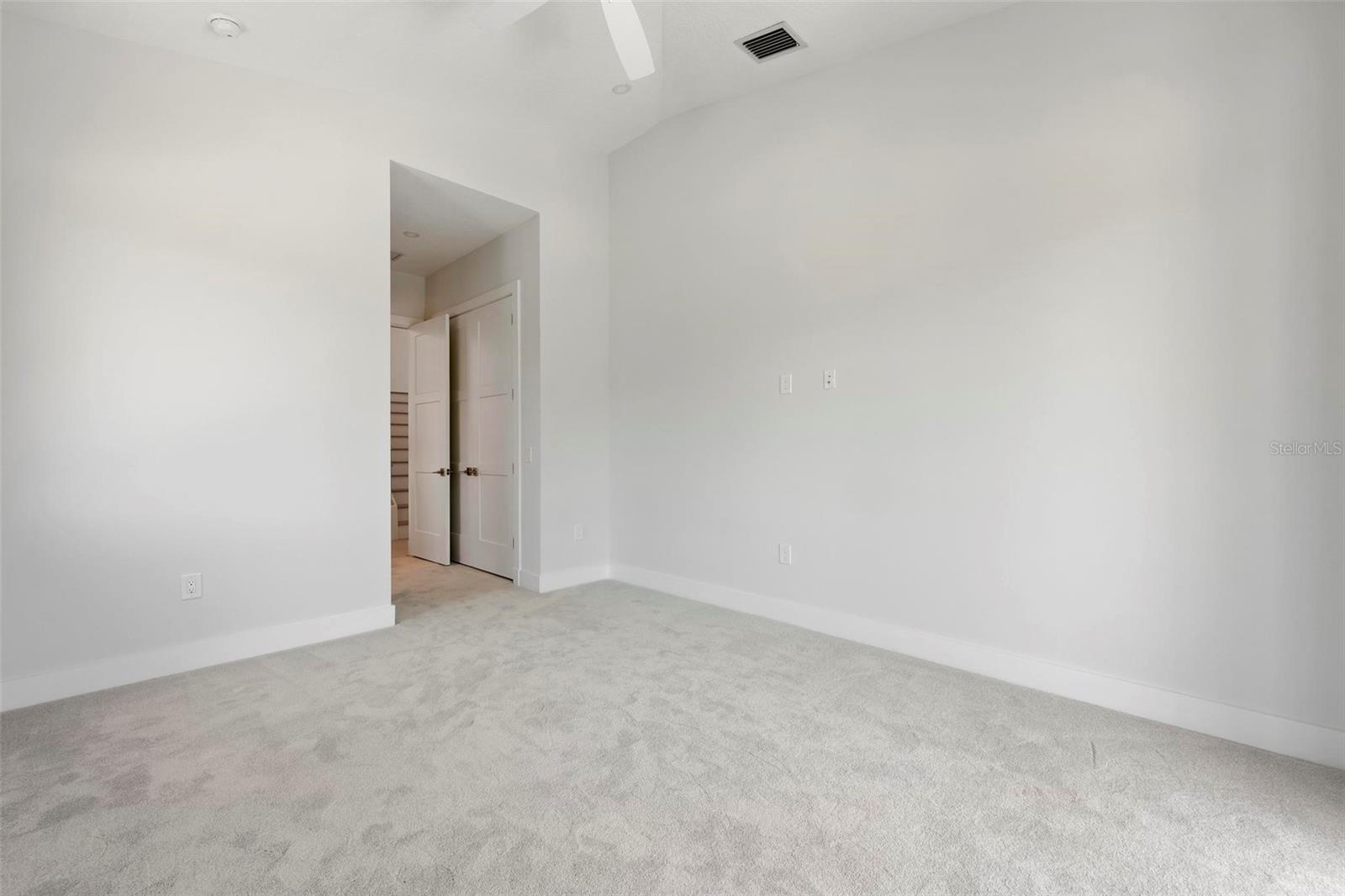 A4676632 Property Photo