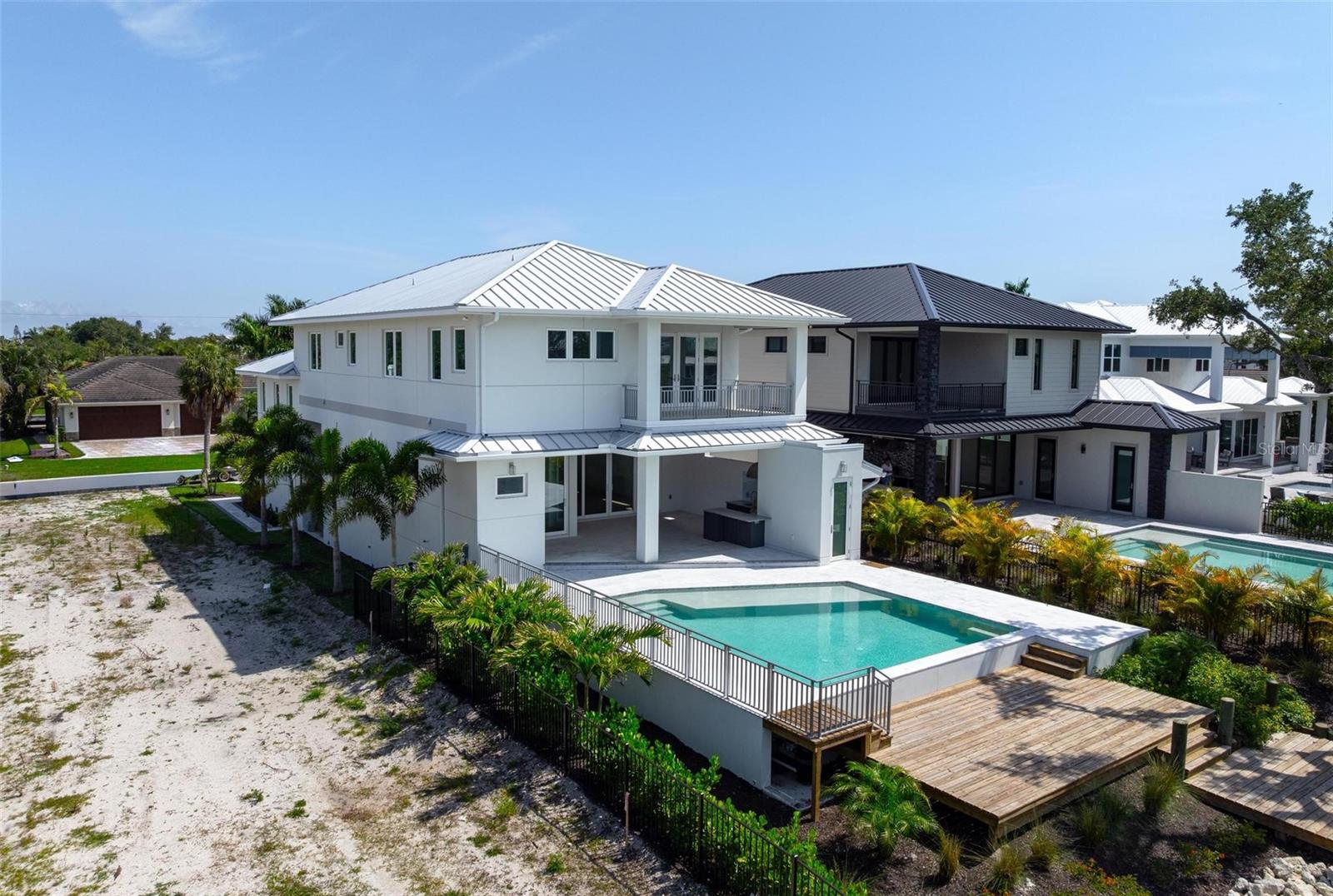 A4676632 Property Photo